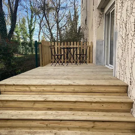 Avec Terrasse